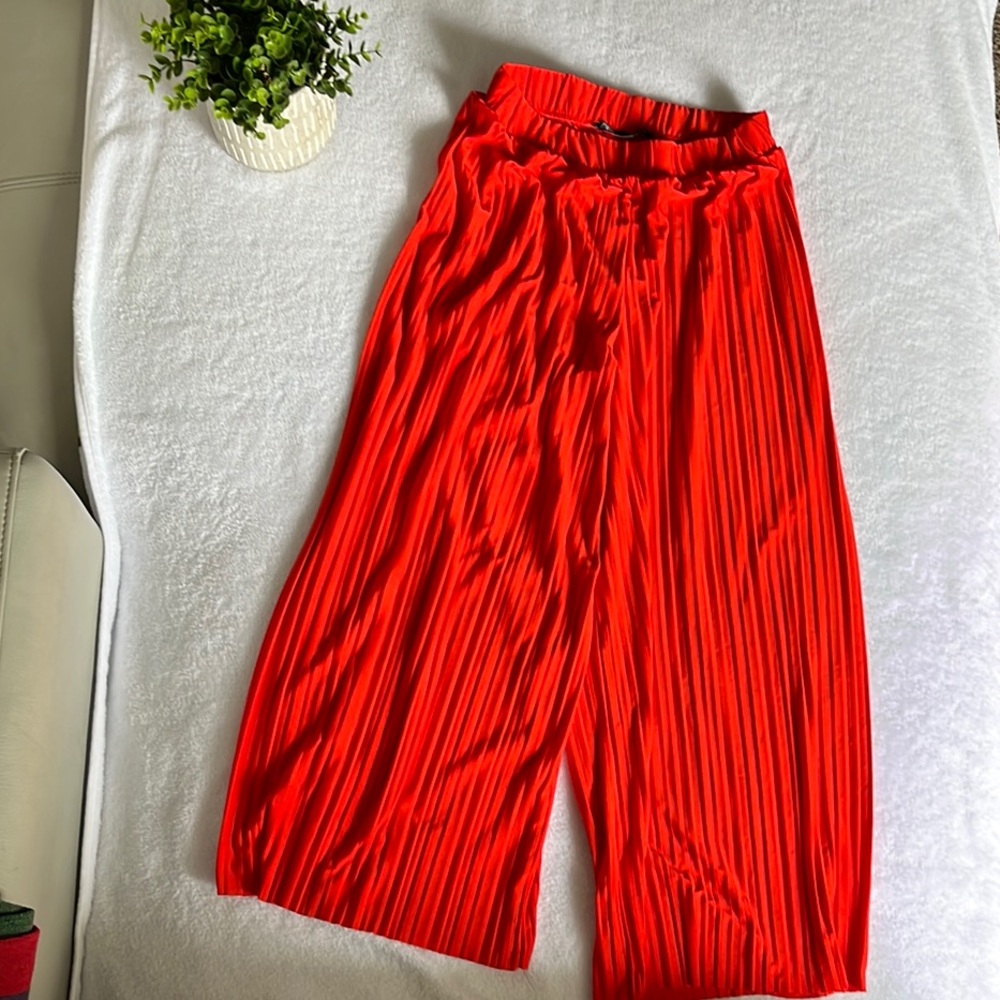 Zara Red Wide Leg Pants with Pleated Design